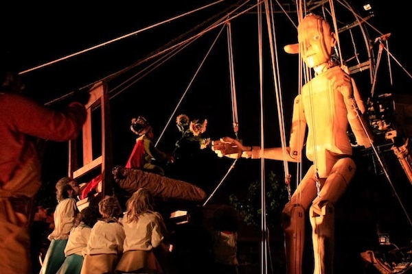 A Fantástica História de uma Criança Chamada Pinóquio