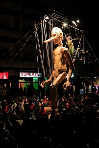 A Fantástica História de uma Criança Chamada Pinóquio