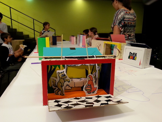 Paper Puppets - Box of Entangled Stories Paper Puppets - Box of Entangled Stories