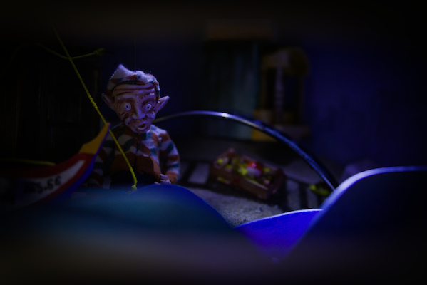 Salt Hands - Lambe Lambe Salt Hands - Lambe Lambe