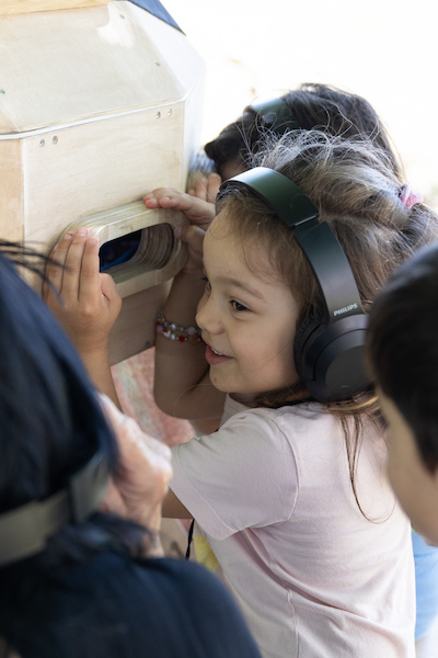 Salt Hands - Lambe Lambe Salt Hands - Lambe Lambe