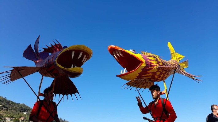 Os Mostrengos - Parada dos sete mares Os Mostrengos - Parada dos sete mares