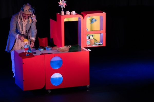 The boy who lived by the sea The boy who lived by the sea