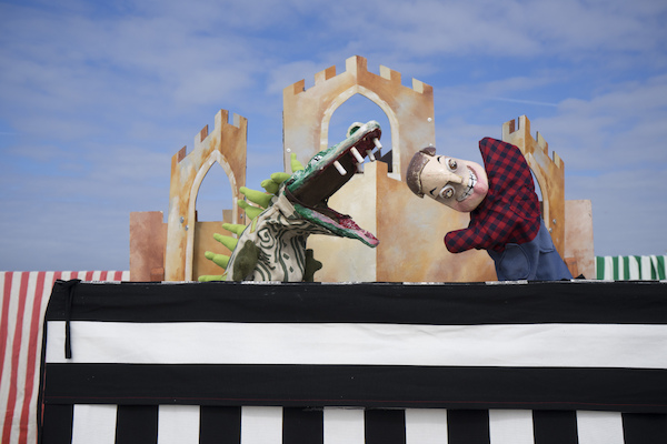 Robertos Theater Robertos Theater